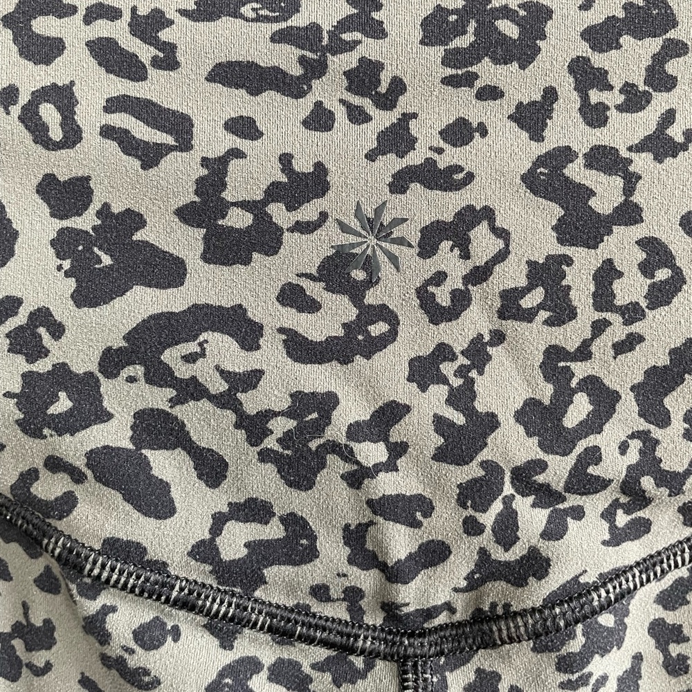 Athleta Leopard Elation Ultra High Rise Tight in Anthracite Gray - Picture 10 of 12